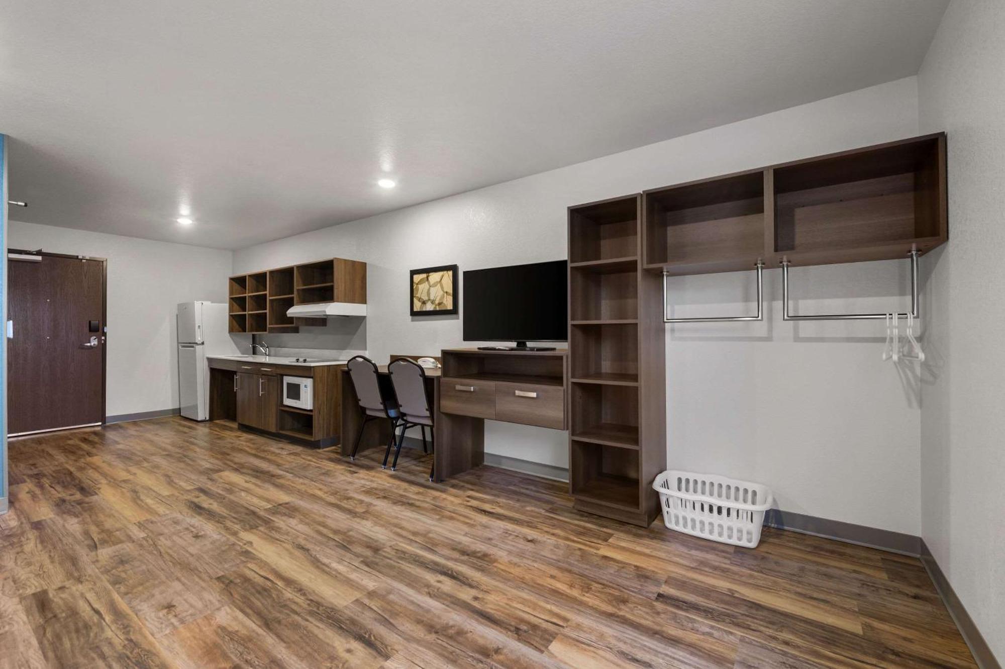 Woodspring Suites Yorktown Ньюпорт-Ньюс Экстерьер фото