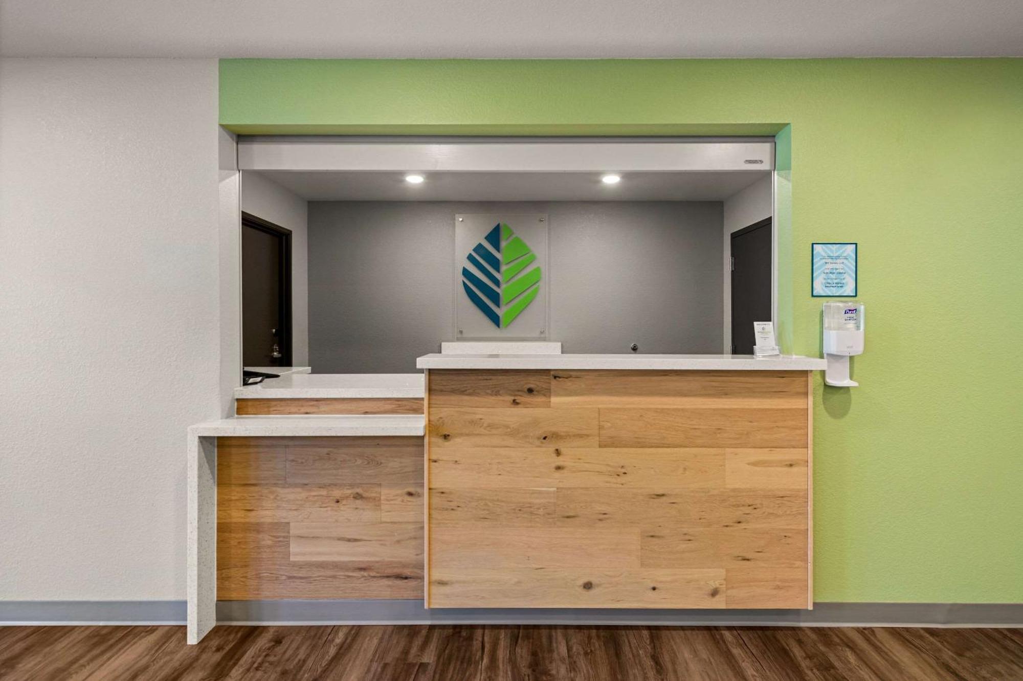 Woodspring Suites Yorktown Ньюпорт-Ньюс Экстерьер фото
